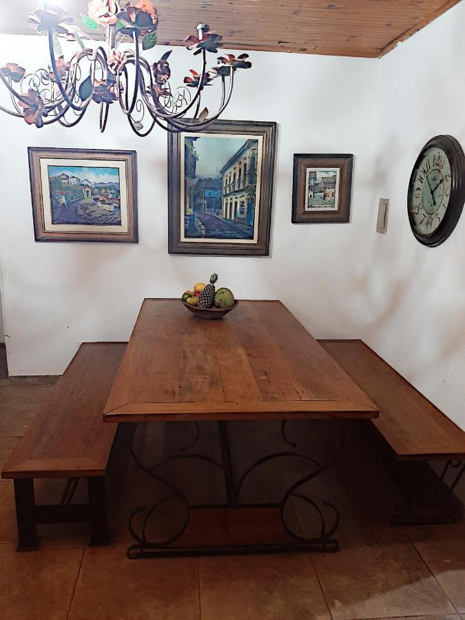 Hospedaria E Hostel Da Deia Ouro Preto  Kültér fotó